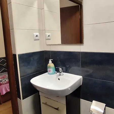 恒里克斯旅馆 * 华沙