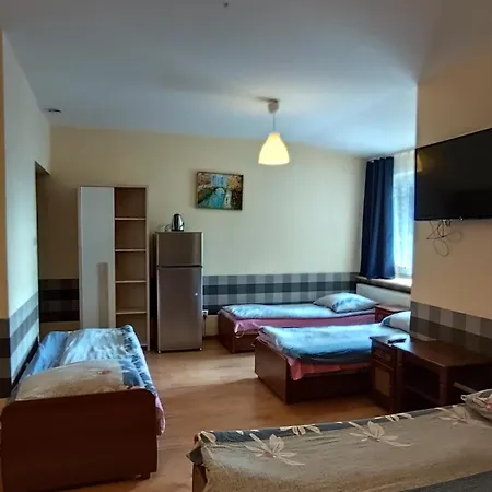 恒里克斯旅馆 * 华沙